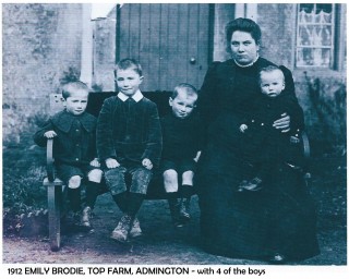 1912 Emily BRODIE with 4 sons l-r: Hugh Robert Brodie b. 1907 (known as Bob); Alexander Thomas Franklin Brodie b. 10 Jul 1905 (known as Alec); George Gardiner Brodie b. 17 Mar 1909; Emily Mary Ann Brodie b. 7 Feb 1880, nee Perry; William Gordon Brodie (known as Gordon) b. 8 Dec 1910