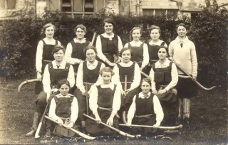 Girls hockey team c.1915