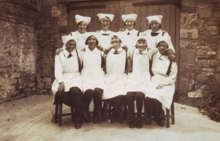 Cookery group 1931. Jean Organ standing left.